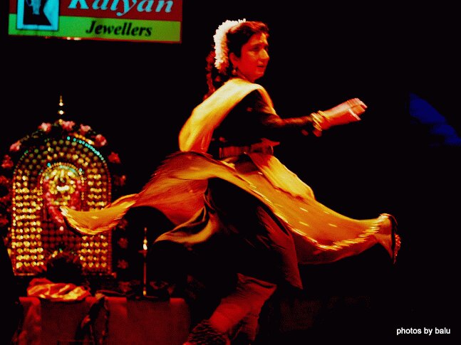 Sushmita Banerjee performing Kathak in Chennai